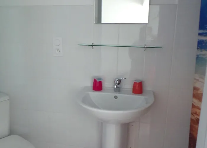 La Grange בית הארחה *